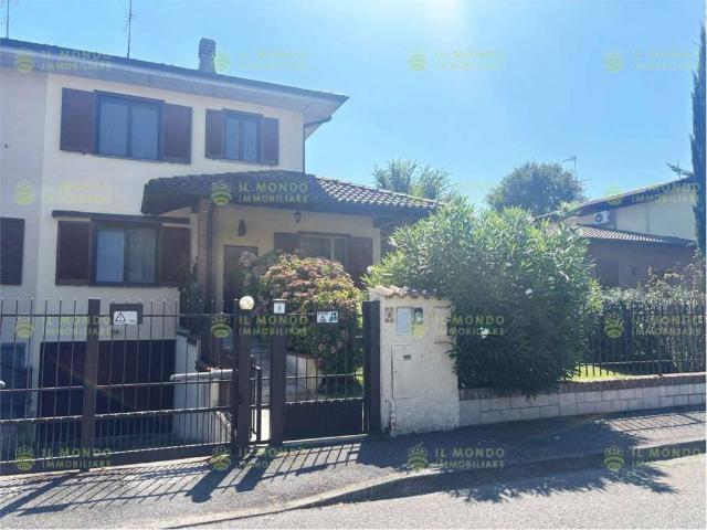 Villa Indipendente in vendita a Sant'angelo Lodigiano, Lombardia