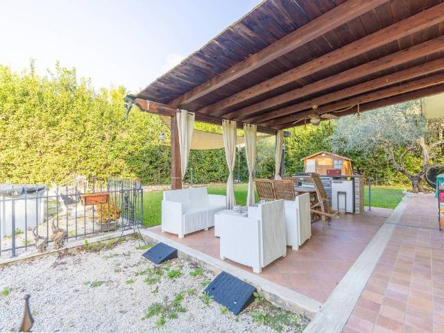 Villa Indipendente in vendita a Roma Capitale, Lazio