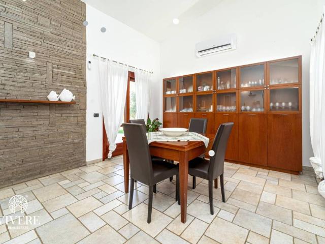 Villa Indipendente in vendita a Sant'anna Arresi, Sardigna/Sardegna
