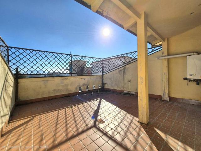 Villa Indipendente in vendita a Sant'antimo, Campania
