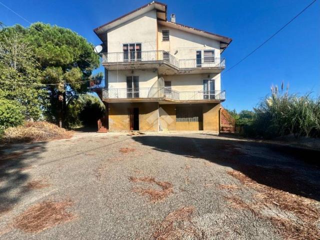 Villa Indipendente in vendita a San Vito, Santarcangelo di Romagna