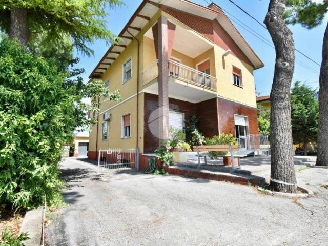 Villa Indipendente in vendita a Unione di comuni Valmarecchia, Santarcangelo Di