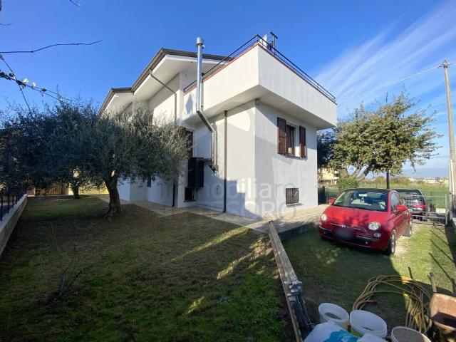 Villa Indipendente in vendita a Unione di comuni Valmarecchia, Santarcangelo Di