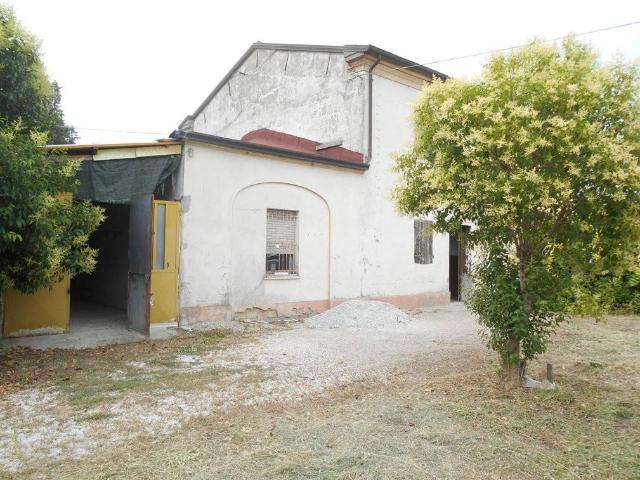 Villa Indipendente in vendita a Unione di comuni Valmarecchia, Santarcangelo Di
