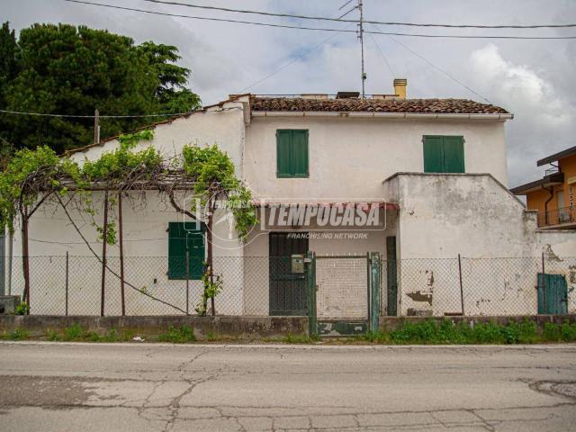 Villa Indipendente in vendita a Unione di comuni Valmarecchia, Santarcangelo Di