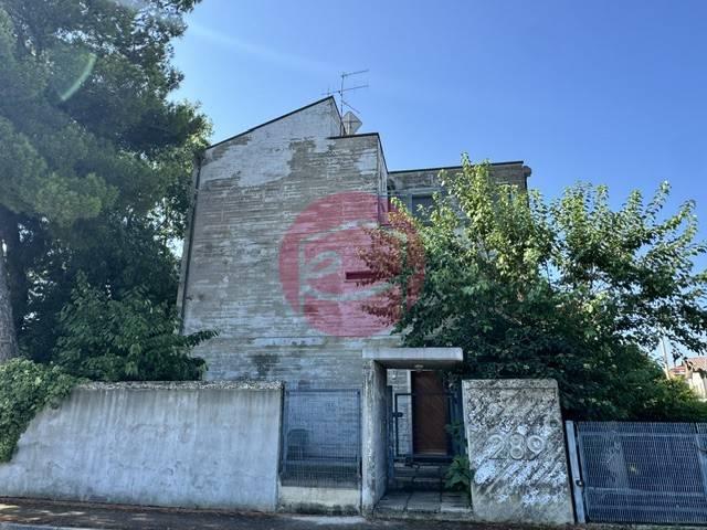 Villa Indipendente in vendita a Unione di comuni Valmarecchia, Santarcangelo Di