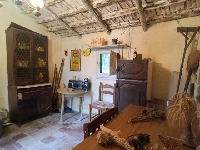Villa Indipendente in vendita a Santi Cosma E Damiano, Lazio