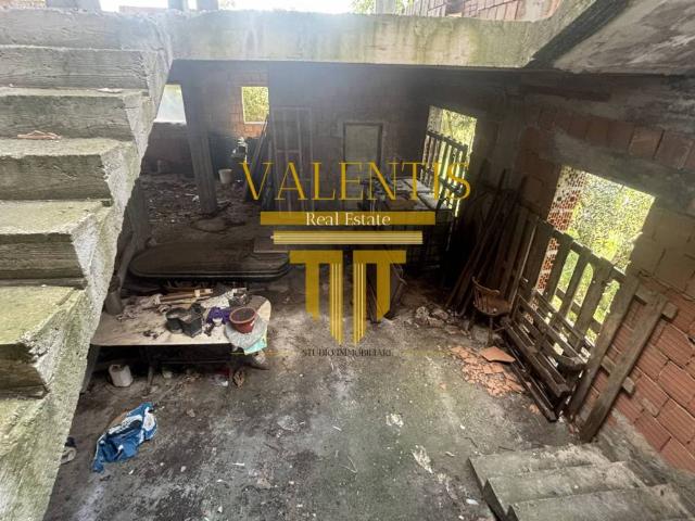 Villa Indipendente in vendita a Santi Cosma E Damiano, Lazio