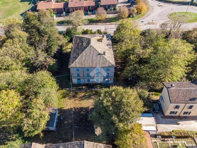 Villa Indipendente in vendita a Val d’Enza, Re