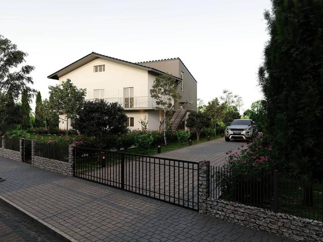 Villa Indipendente in vendita a Val d’Enza, Re