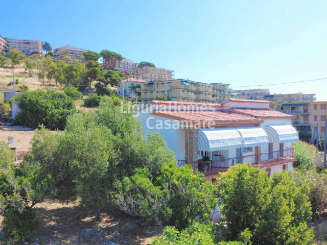Villa Indipendente in vendita a Santo Stefano Al Mare, Liguria