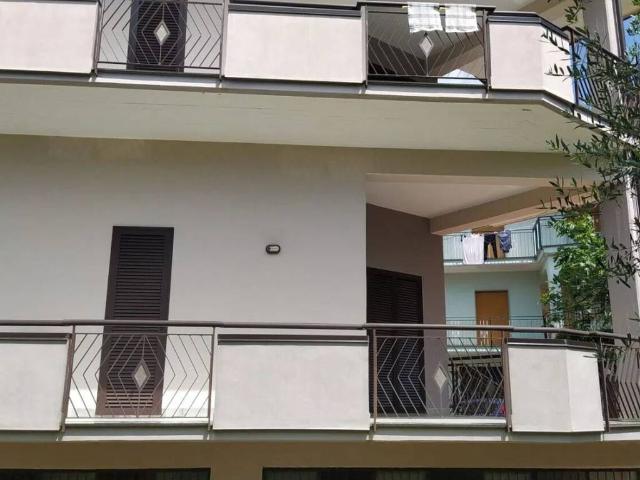 Villa Indipendente in vendita a Santo Stefano Del Sole, Campania