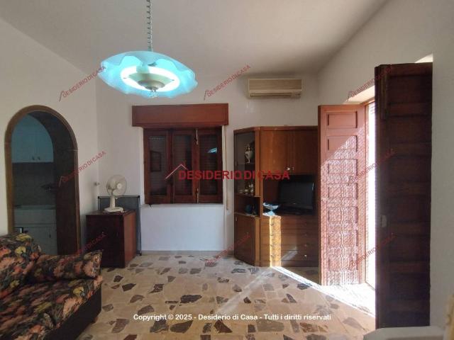 Villa Indipendente in vendita a Santo Stefano Di Camastra, Sicilia