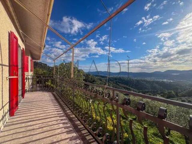 Villa Indipendente in vendita a Santo Stefano Di Magra, Liguria