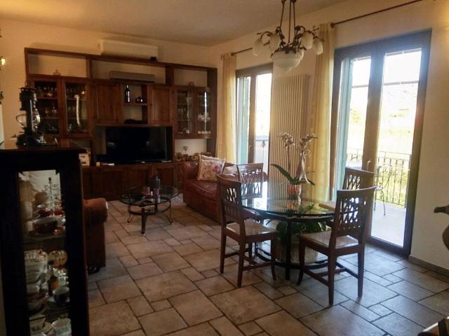 Villa Indipendente in vendita a Ponzano Magra, Santo Stefano Di Magra
