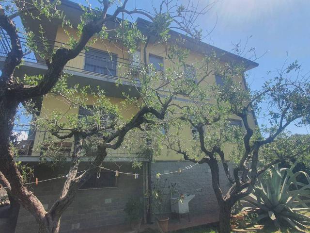 Villa Indipendente in vendita a Ponzano Magra, Santo Stefano Di Magra