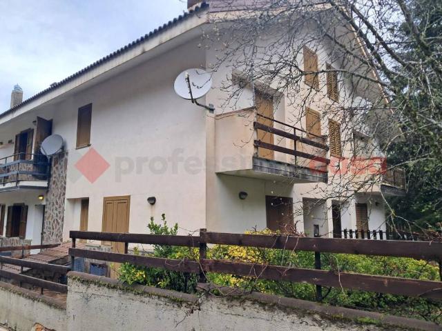 Villa Indipendente in vendita a Calabria, Reggio Calabria