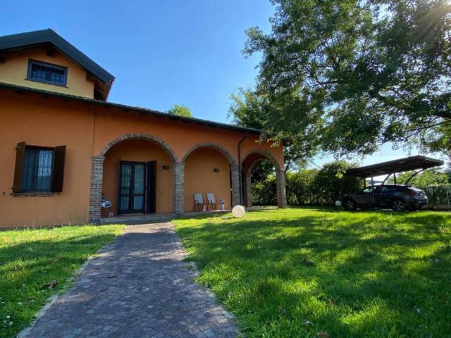 Villa Indipendente in vendita a Santo Stefano Lodigiano, Lombardia