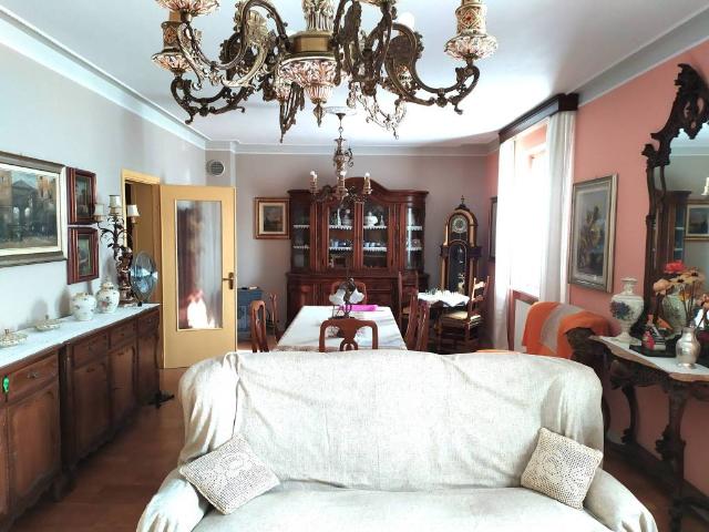 Villa Indipendente in vendita a Santo Stefano Lodigiano, Lodi