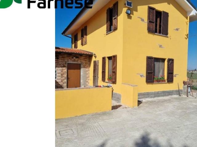 Villa Indipendente in vendita a Santo Stefano Lodigiano, Lombardia