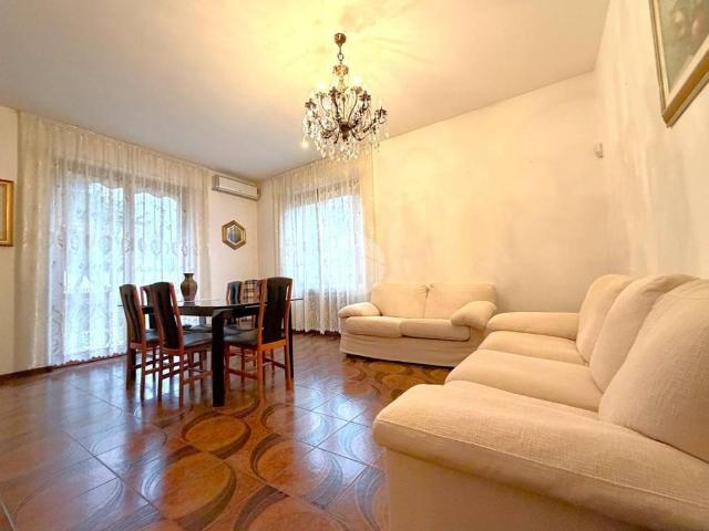 Villa Indipendente in vendita a Santo Stefano Ticino, Lombardia