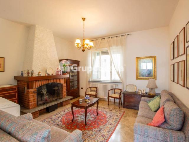 Villa Indipendente in vendita a Santo Stefano Ticino, Lombardia