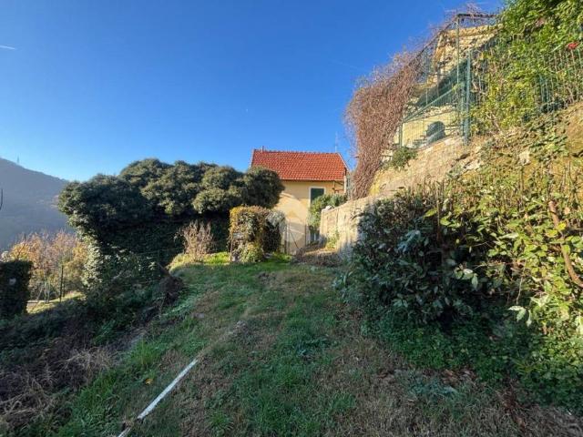 Villa Indipendente in vendita a Vicomorasso, Sant'Olcese