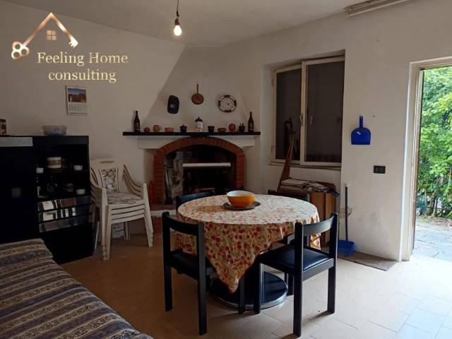 Villa Indipendente in vendita a Cà Quadre, Sant'omobono Imagna