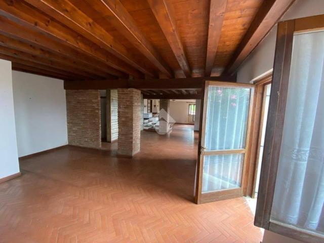 Villa Indipendente in vendita a Santorso, Veneto