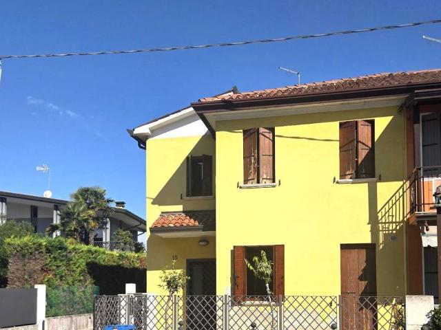 Villa Indipendente in vendita a Villatora, Saonara