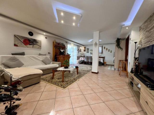 Villa Indipendente in vendita a Saonara, Veneto