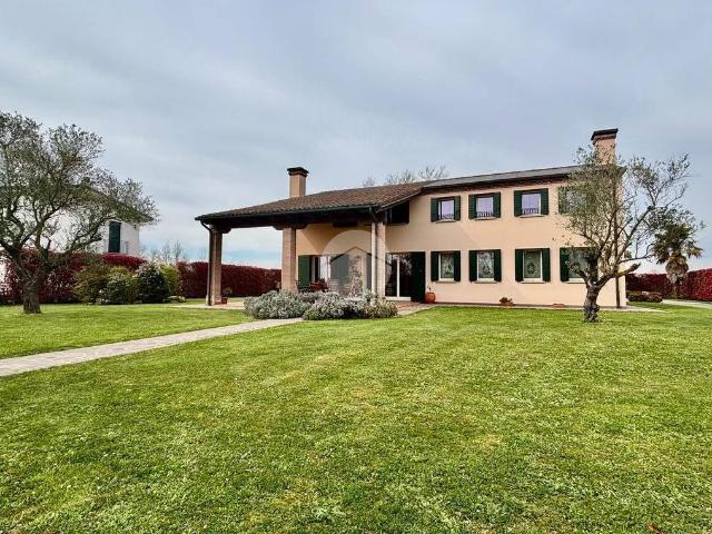 Villa Indipendente in vendita a Saonara, Veneto
