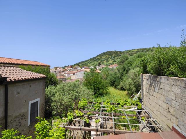 Villa Indipendente in vendita a Sardara, Sardigna/Sardegna