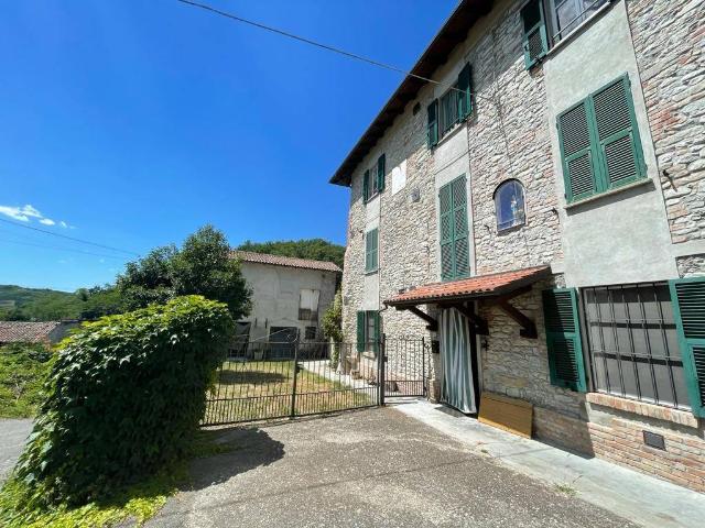 Villa Indipendente in vendita a Piemonte, Alessandria