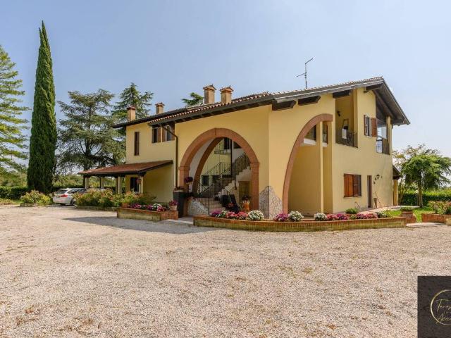 Villa Indipendente in vendita a Sarego, Veneto