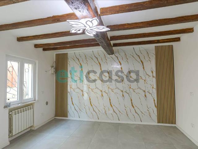 Villa Indipendente in vendita a Sarmato, Reggio Emilia