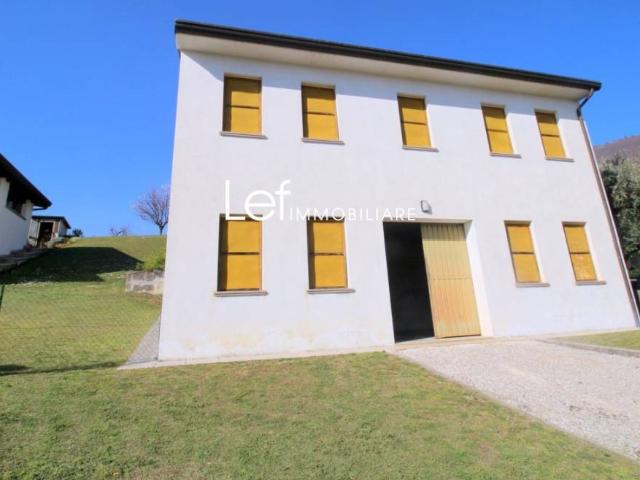 Villa Indipendente in vendita a Sarmede, Veneto