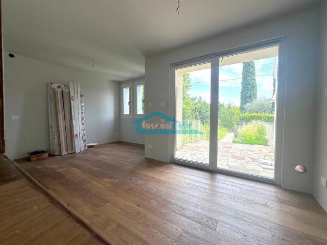 Villa Indipendente in vendita a Sarnico, Lombardia