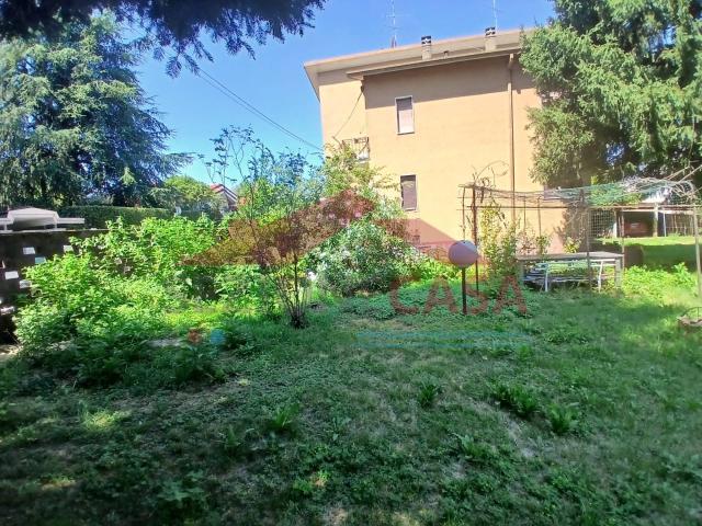 Villa Indipendente in vendita a Campo Sportivo-Colombara, Saronno