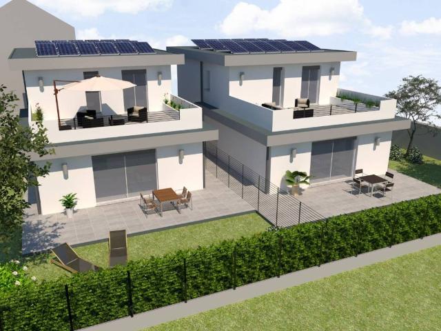 Villa Indipendente in vendita a Saronno, Lombardia