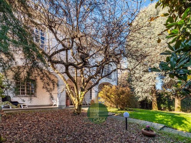 Villa Indipendente in vendita a Santuario, Saronno