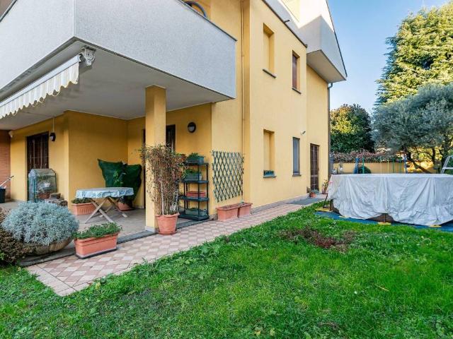 Villa Indipendente in vendita a Campo Sportivo-Colombara, Saronno