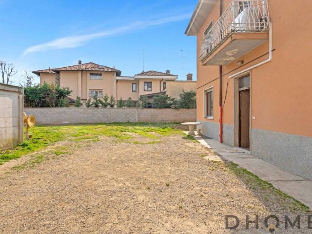 Villa Indipendente in vendita a Santuario, Saronno