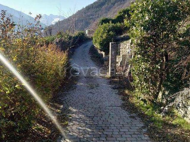 Villa Indipendente in vendita a Sarre, Aosta