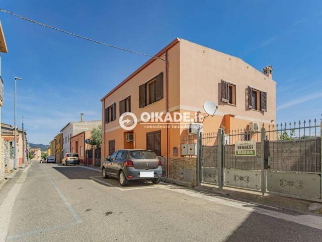 Villa Indipendente in vendita a Sarroch, Sardigna/Sardegna