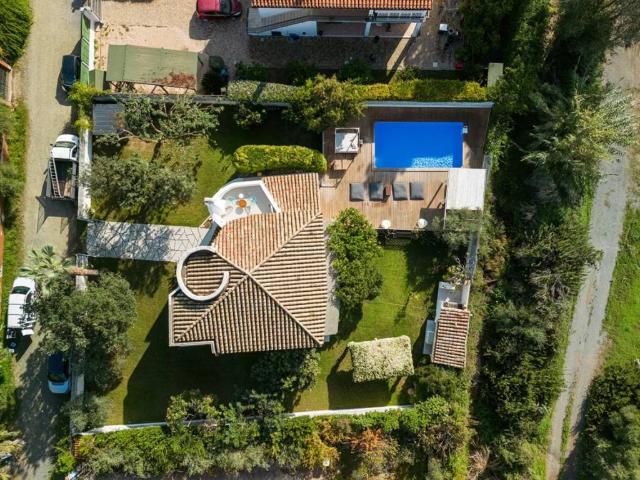 Villa Indipendente in vendita a Sarroch, Sardigna/Sardegna