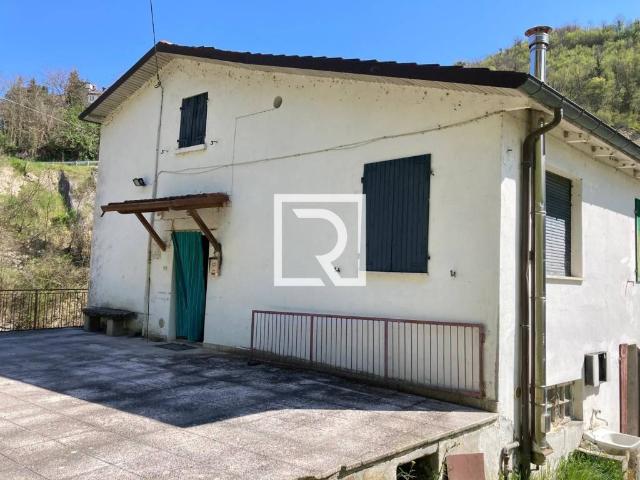 Villa Indipendente in vendita a Unione di Comuni della Romagna Forlivese, Cusercoli