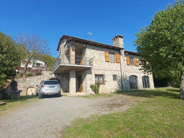 Villa Indipendente in vendita a Sarteano, Toscana
