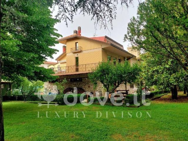 Villa Indipendente in vendita a Sarteano, Toscana