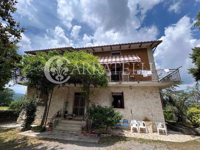 Villa Indipendente in vendita a Sarteano, Toscana